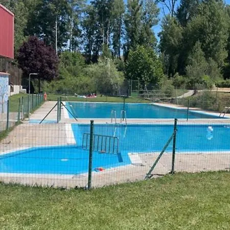 Albergue Tubilla Del Lago *